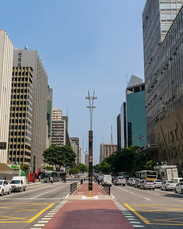 Mobilidade: Av. Paulista a 0,7 km do ETERNO, no Paraíso